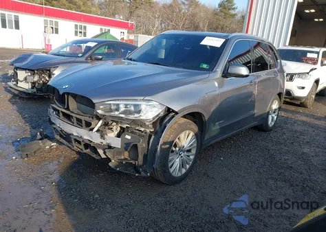2016 BMW X5 Edrive xDrive40E z USA, uszkodzony, nr VIN 5UXKT0C59G0S75785